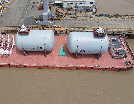 LNG tanks1 LNG tanks1